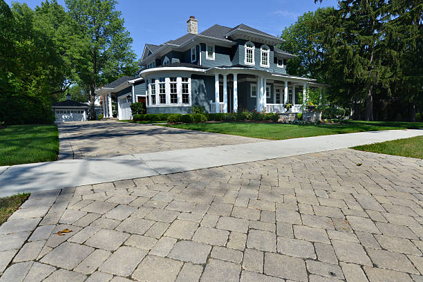 Best Affordable Driveway Pavers  in Lawrence, IN